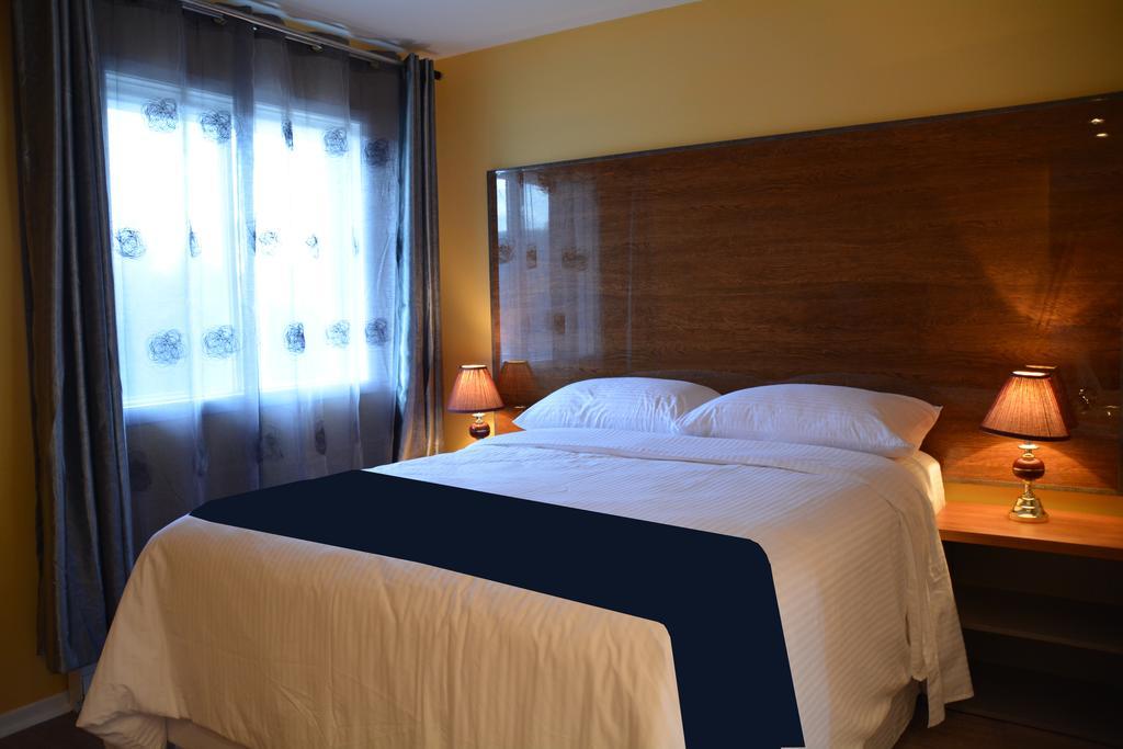 Motel Des Pentes Et Suites Saint-Sauveur Phòng bức ảnh