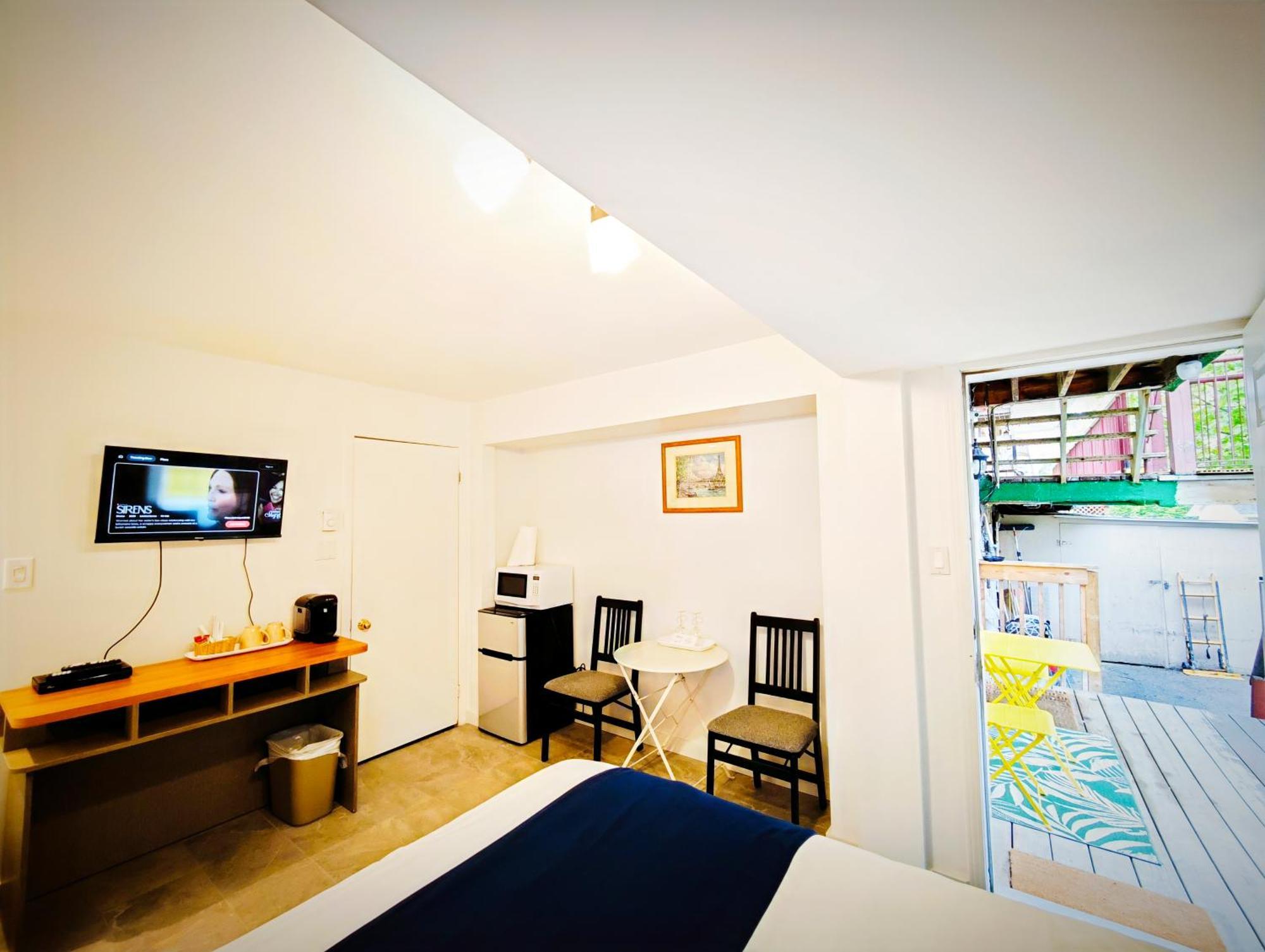 Motel Des Pentes Et Suites Saint-Sauveur Ngoại thất bức ảnh