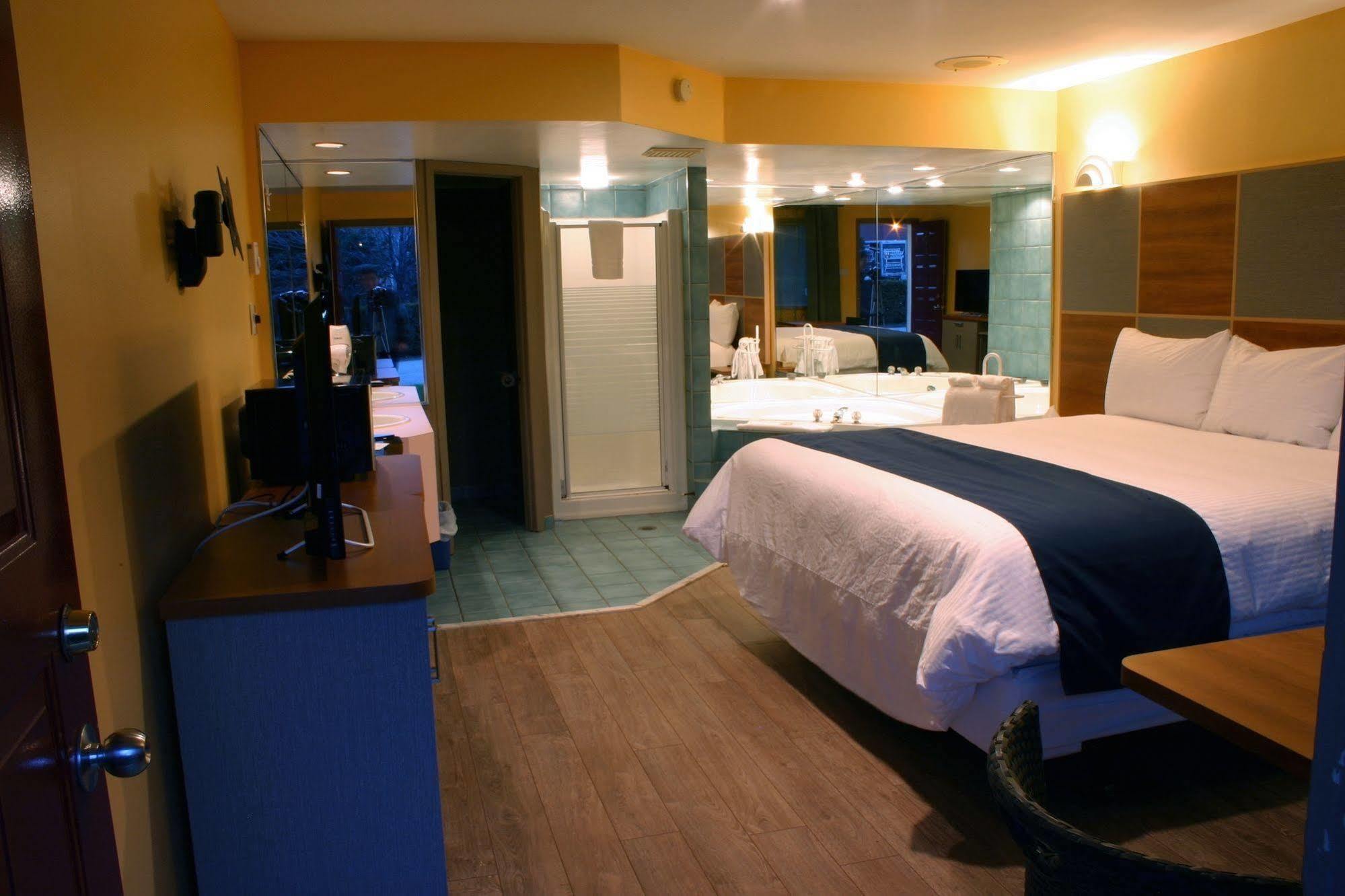 Motel Des Pentes Et Suites Saint-Sauveur Ngoại thất bức ảnh