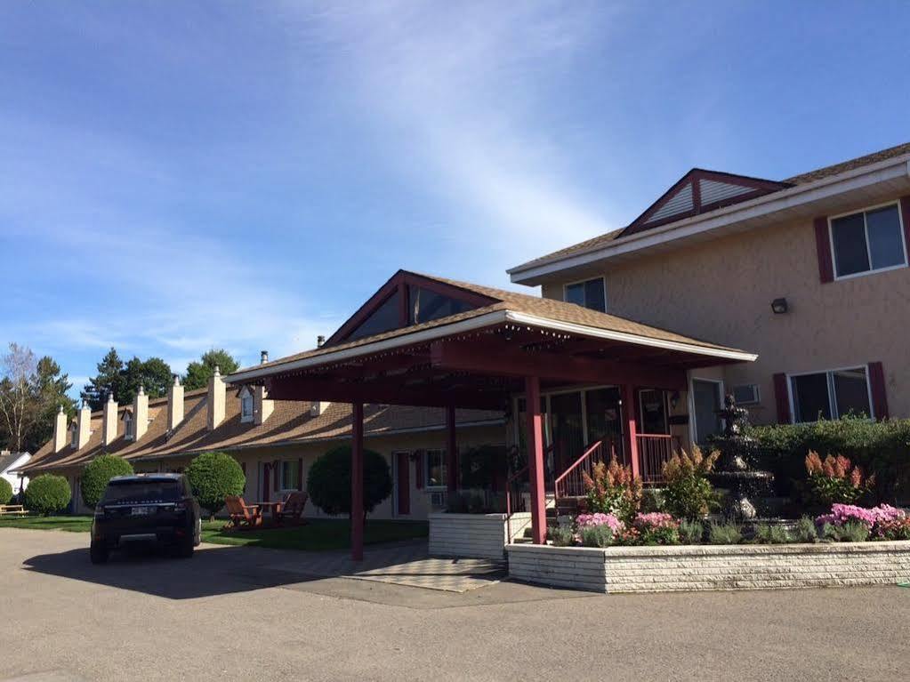 Motel Des Pentes Et Suites Saint-Sauveur Ngoại thất bức ảnh